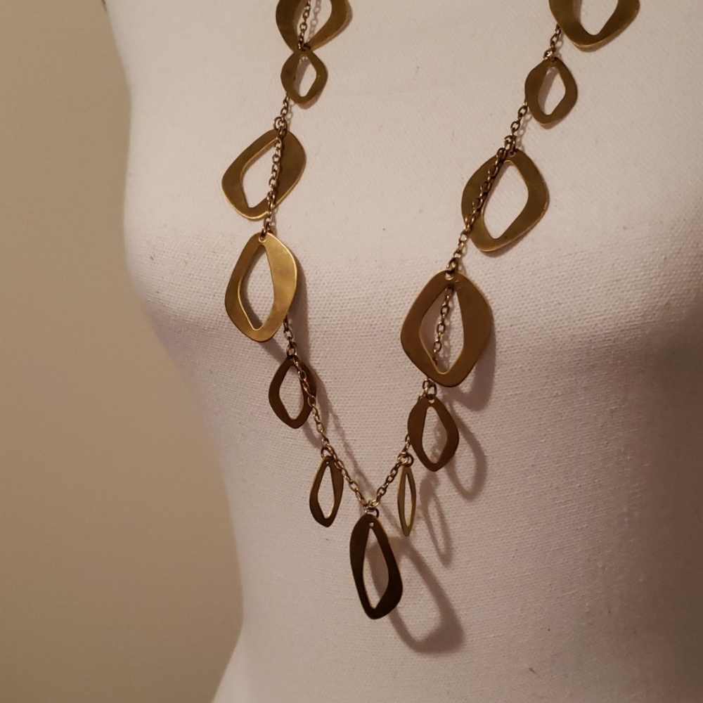Layered statement necklace - Picture 3 of 5
